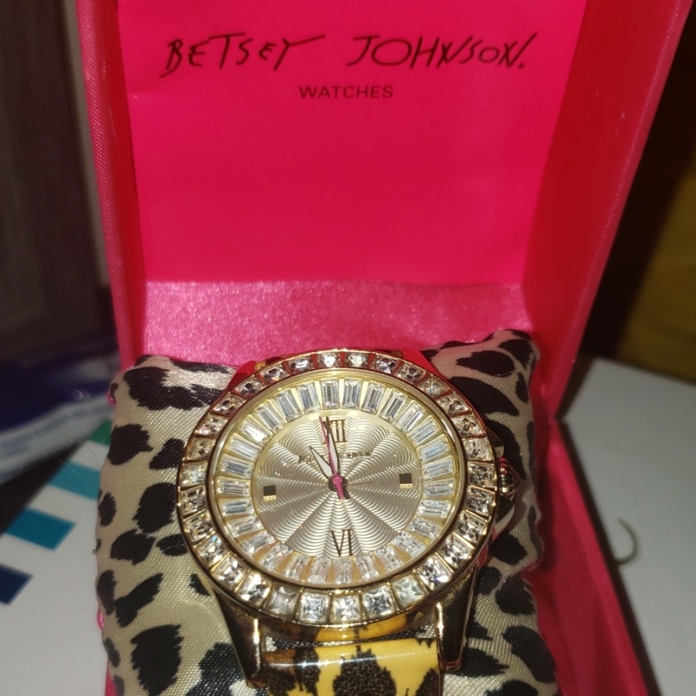 Betsey watch